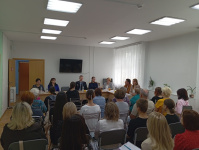 В Советском районе сотрудники полиции приняли участие в собрании с замещающими родителями и их подопечными 