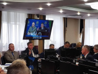 Андрей Осадчук выступил с инициативой по использованию вертолётного транспорта для тушения пожаров